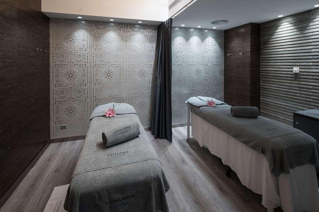 Catalonia Porto Hotel Съоръжения снимка