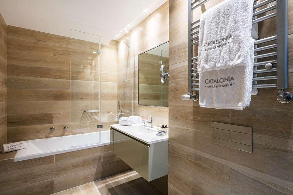 Catalonia Porto Hotel Стая снимка
